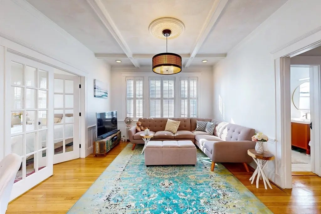 110 Bellingham St #3, Chelsea