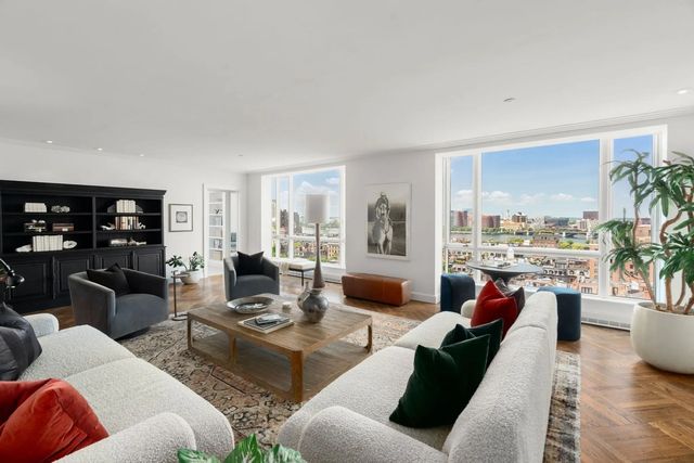 2 Commonwealth Avenue #15e/f, Boston