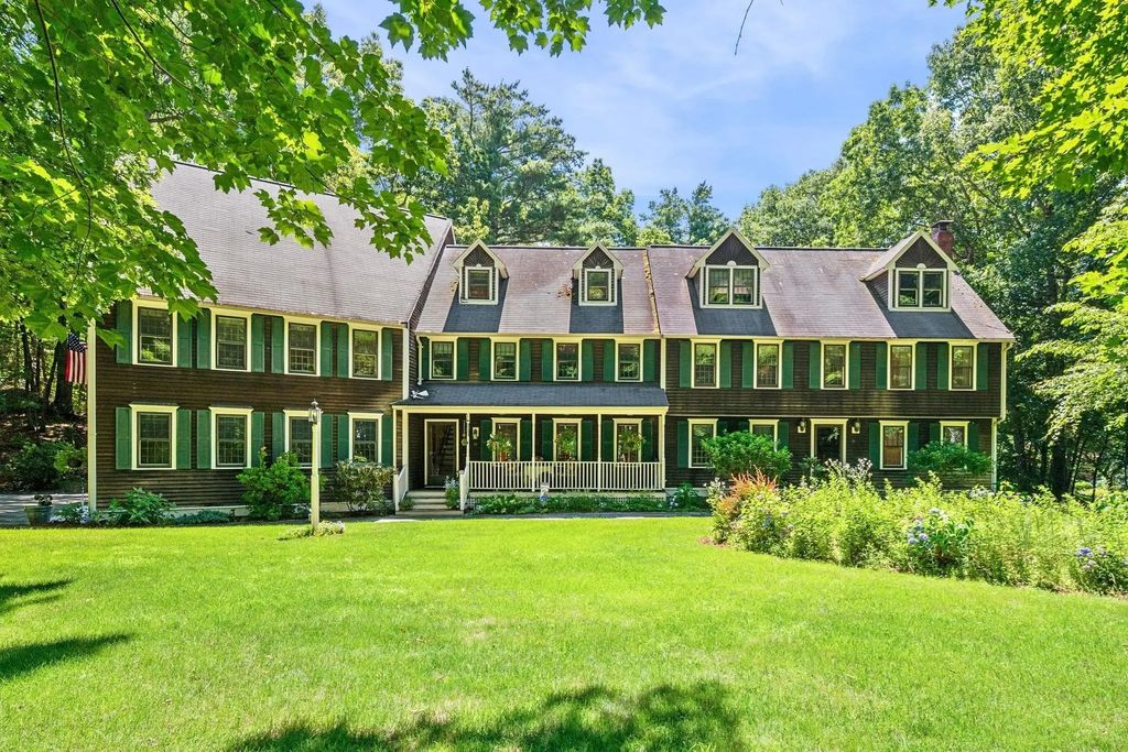 11 Rocky Woods Rd, Groveland