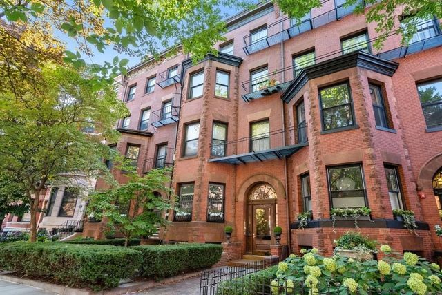 400 Marlborough St #5, Boston