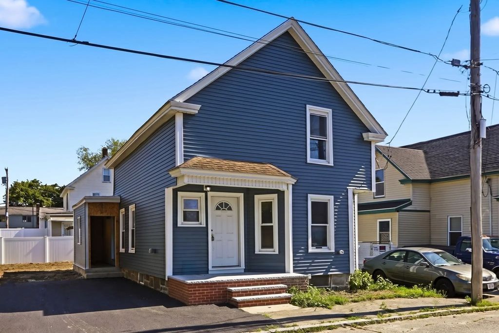 37 Campaw St, Lowell