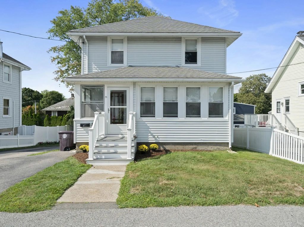 35 Manomet Rd, Weymouth