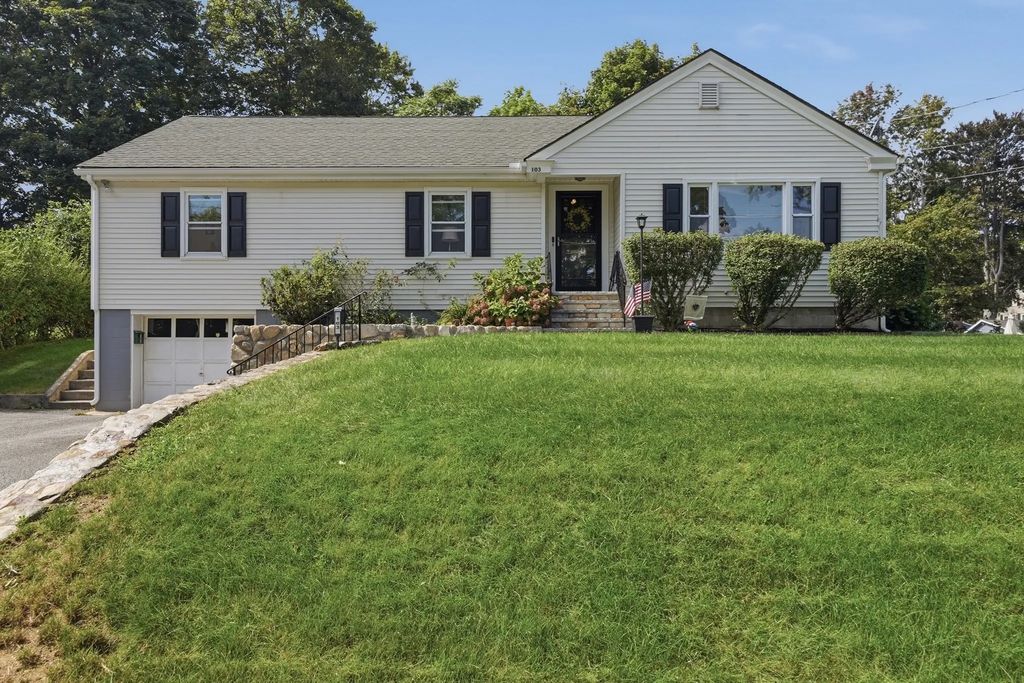 103 Draper Street, Lowell