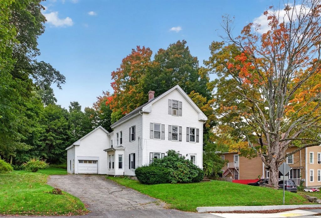 63 Pleasant Street, Spencer