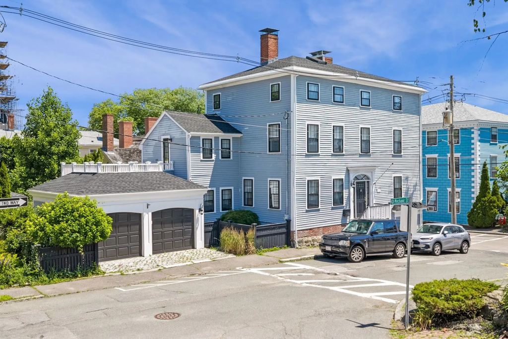 1 Pearl St, Marblehead