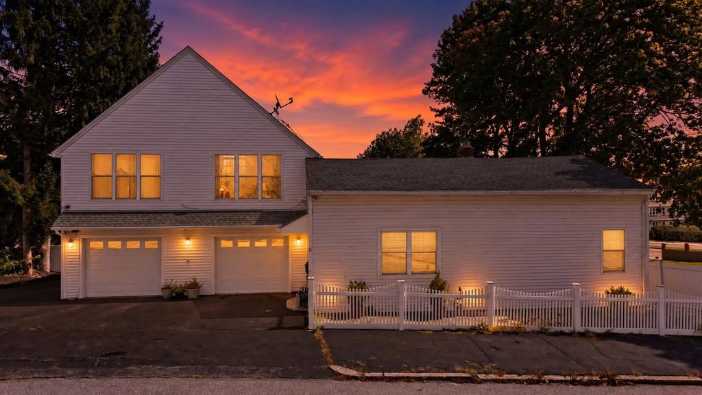 6 Harrington Way, Worcester