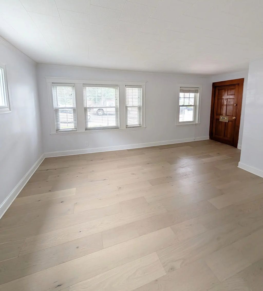 115 Bennett St #1, Boston