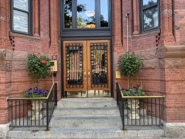 271 Dartmouth Street #2f, Boston