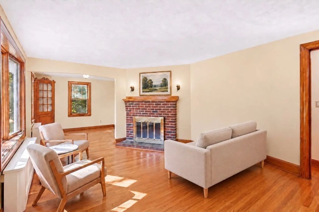 36 Maynard Road #36, Dedham