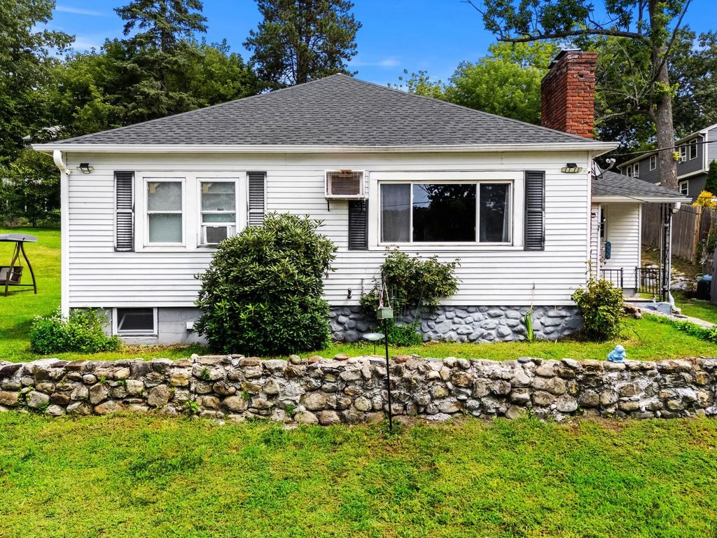 721 River St, Haverhill