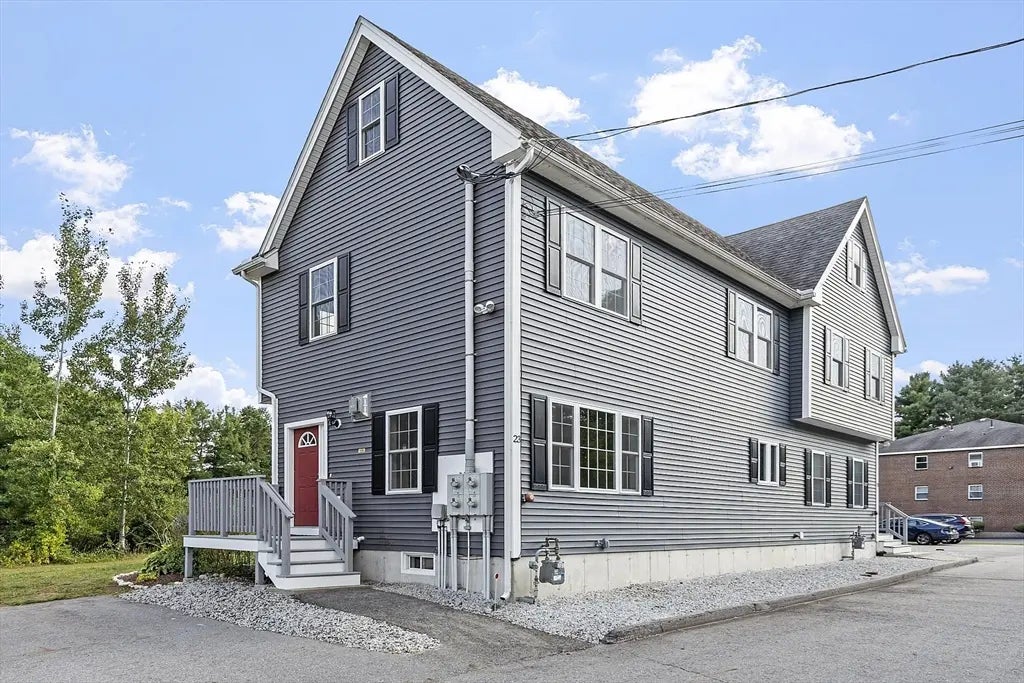 23 Shawnee Rd #23, Pepperell