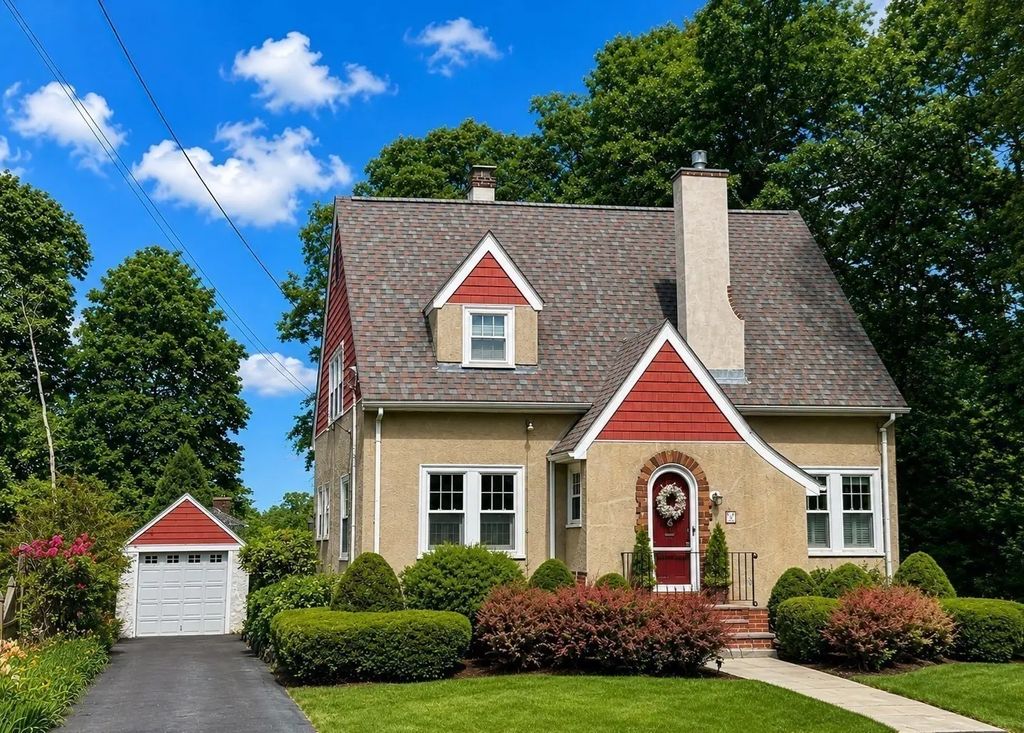 10 Fern Circle, Brockton