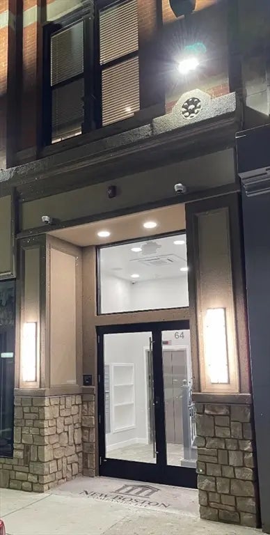 64 Market St #504, Lynn