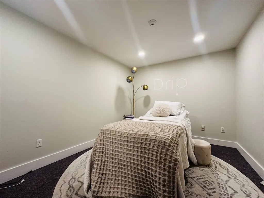 695 Wareham Street, Middleboro