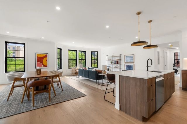 228 Washington Street #5, Boston