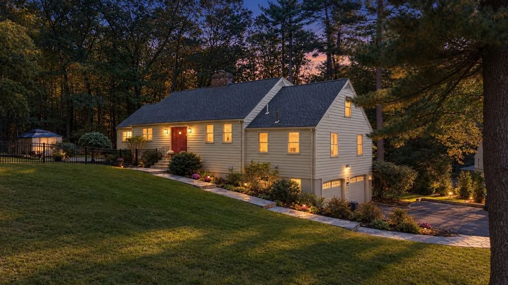 33 Pine Arden Dr, West Boylston