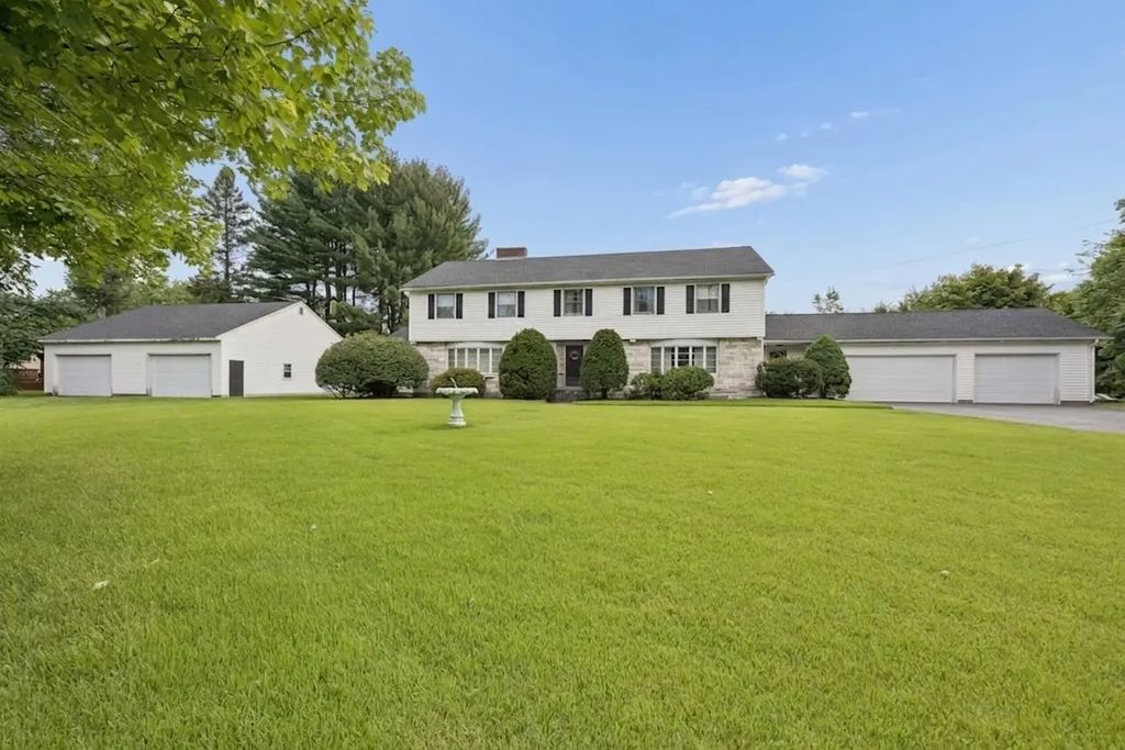 95 Shrewsbury Street, West Boylston