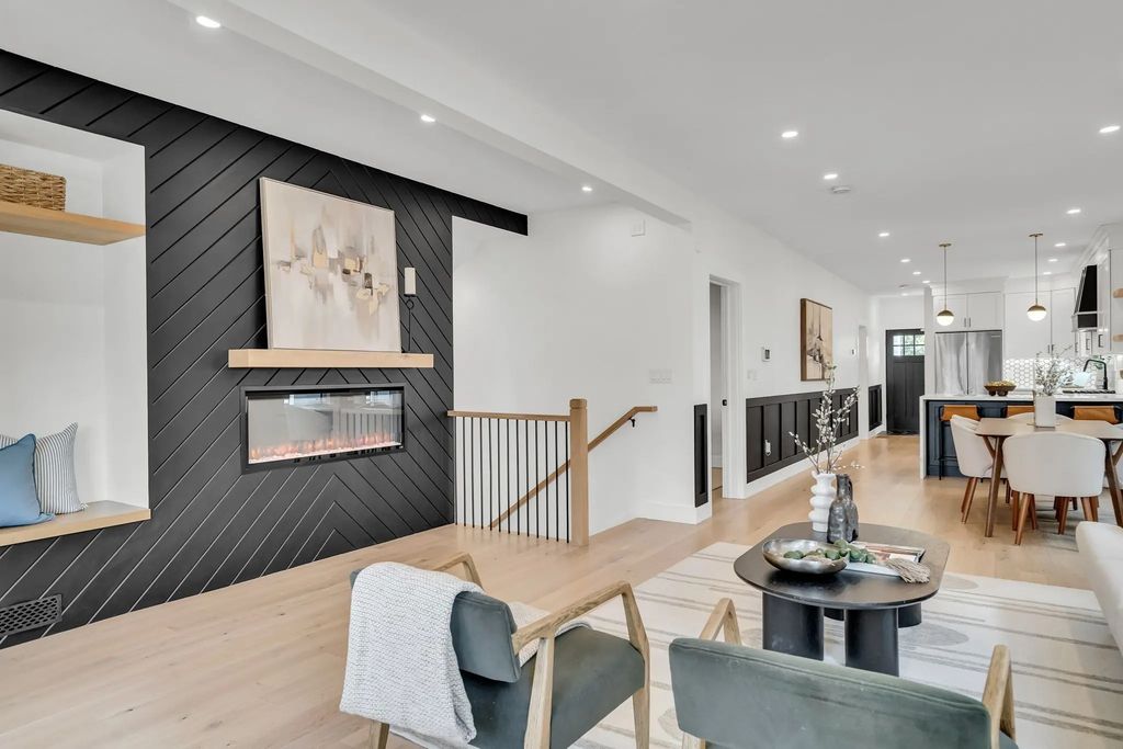 17 College Hill Road #1, Somerville