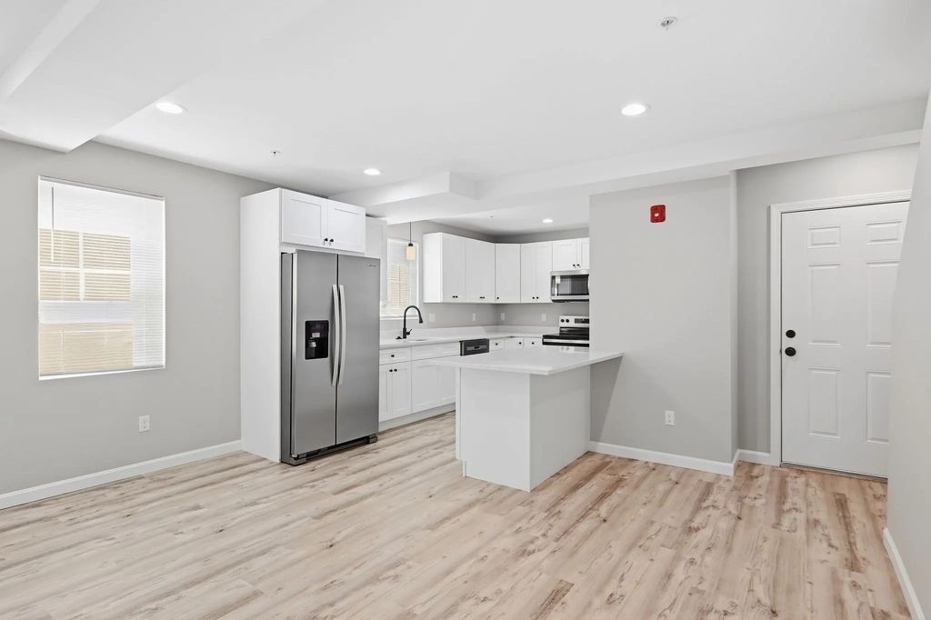 61 Parker St #1, Springfield