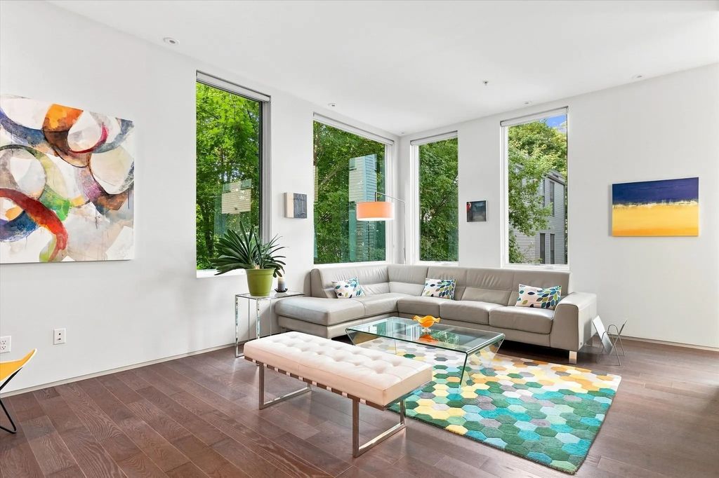 537 East 1st St #5, Boston