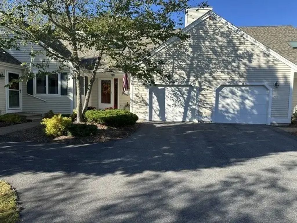 9 Chipper's Lane #9, Mashpee