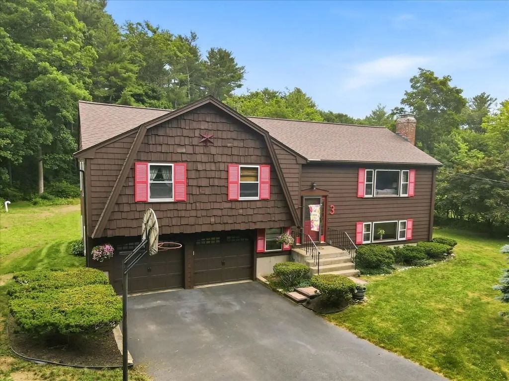 3 Granite St, Walpole