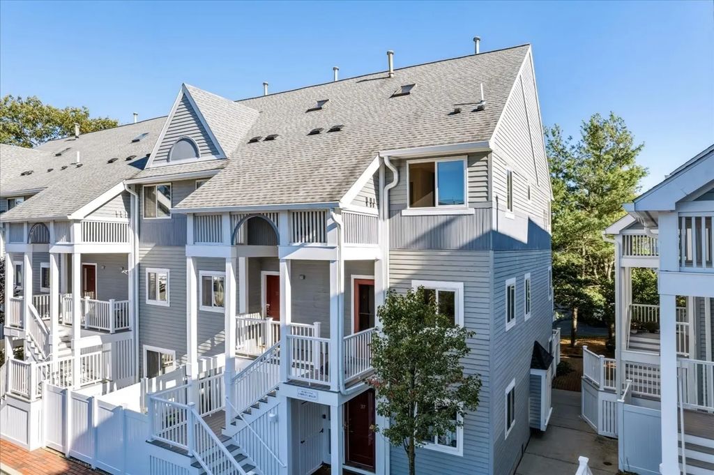 20 Ship Ave #38, Medford