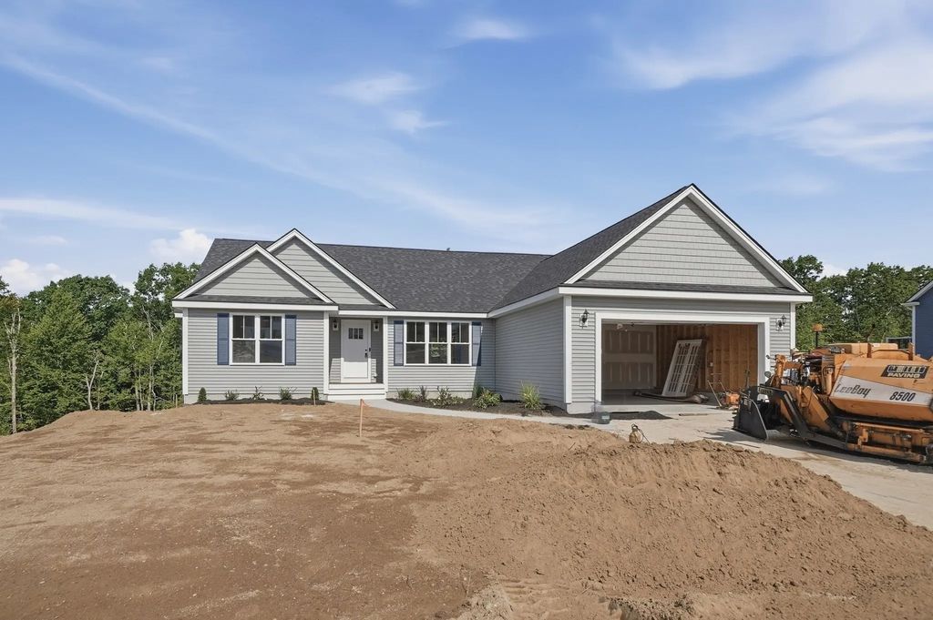 155 Turner Farm Road, Uxbridge