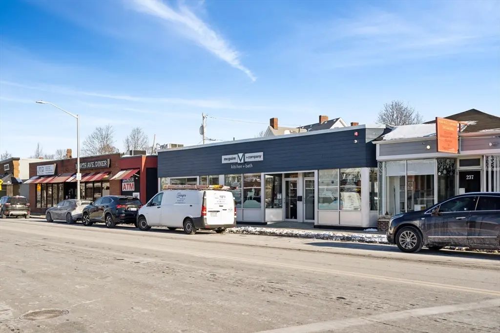 239-243 North Ave, Wakefield