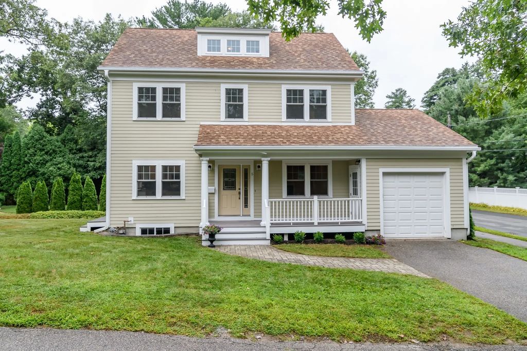 5 Oakdale Avenue, Wellesley