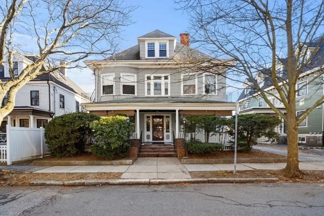 28 Winslow Rd, Brookline