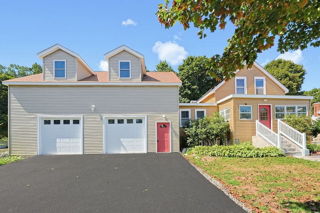 157 W Bacon St #1, Plainville