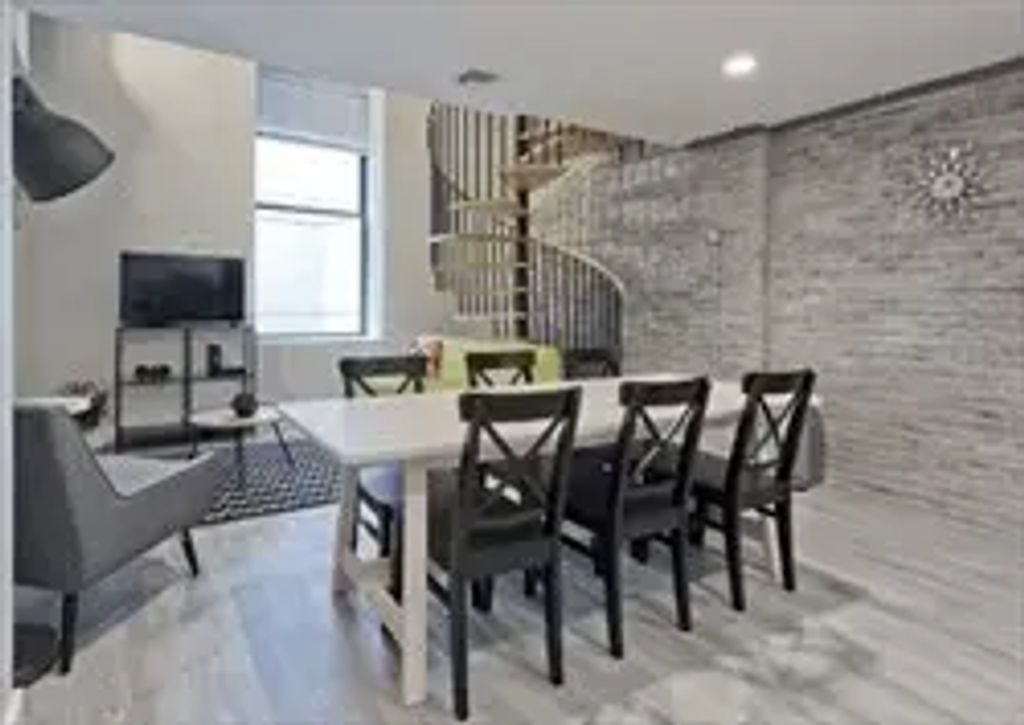 630 Washington #409, Boston