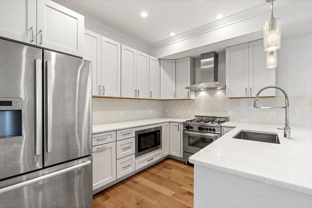 17 Vinton St #5, Boston