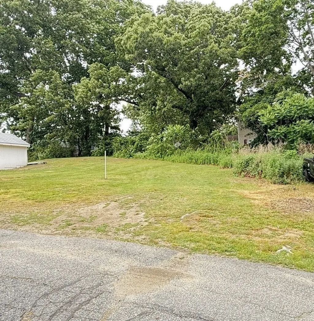 32 W Mountain St., Worcester