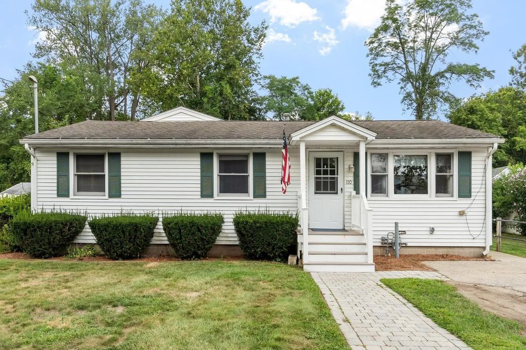 170 Townsend Ave, Lowell