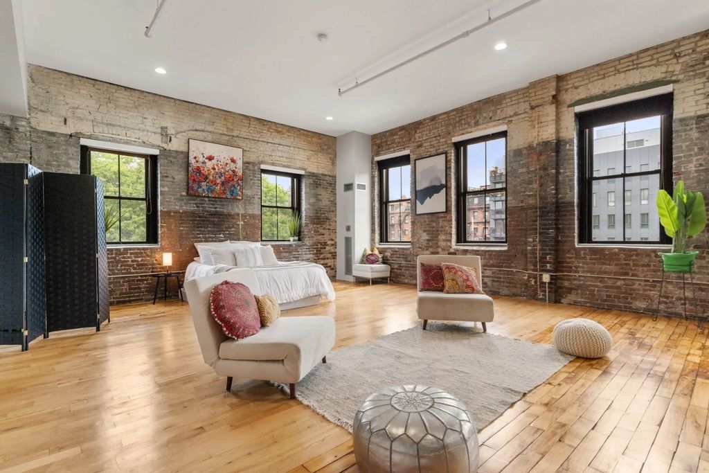 70-72 Northampton St #200-1, Boston