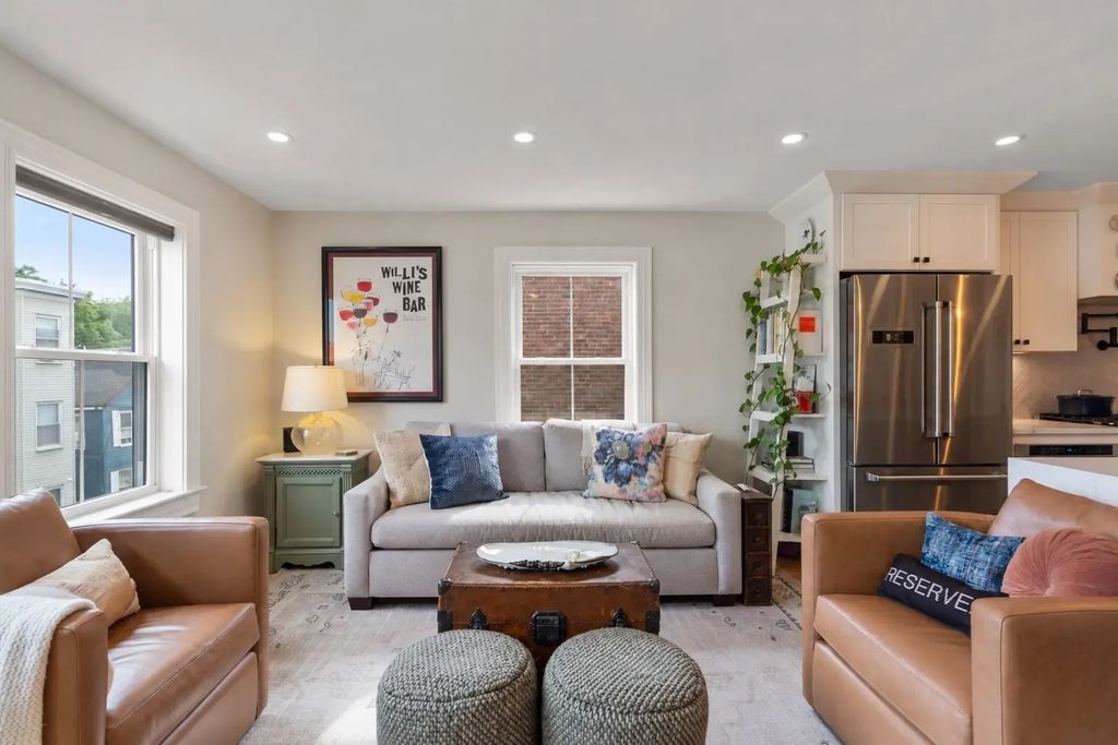 226 Havre Street #3, Boston