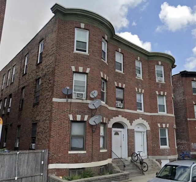 251 Cambridge, Boston