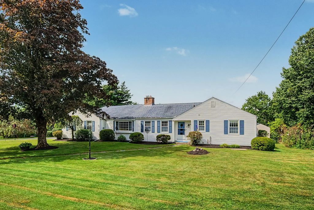 15 Pheasant Hill Rd., Granby