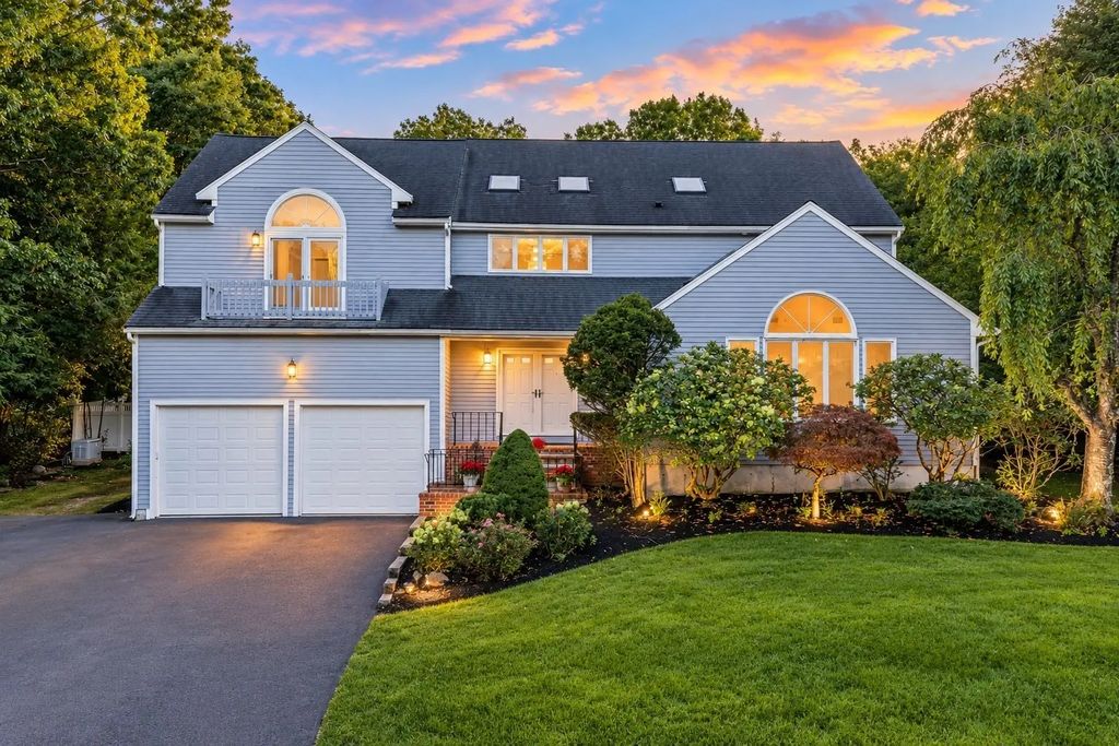 42 Magnolia Rd, Sharon