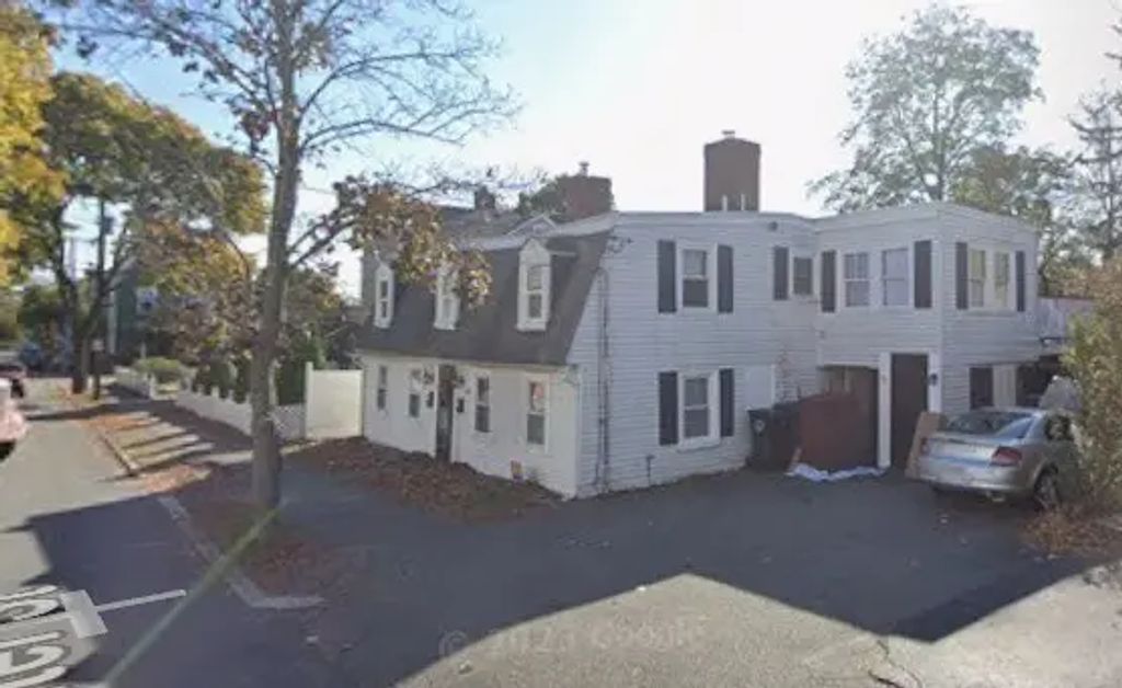33 Walter St, Salem