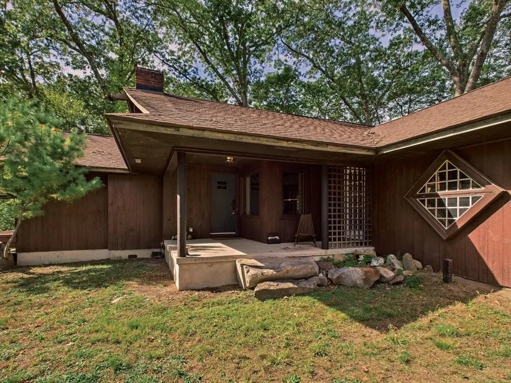 81 Bartlett St, Chelmsford