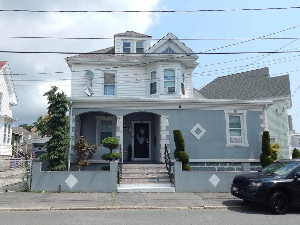 167 Washington St, New Bedford