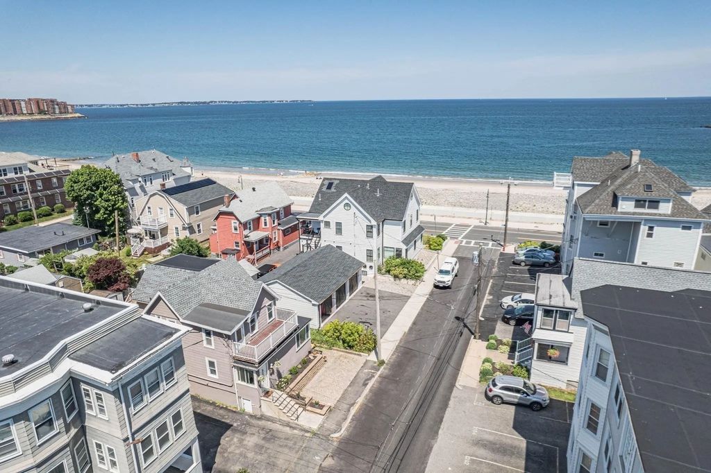 52 Trident Ave #52, Winthrop