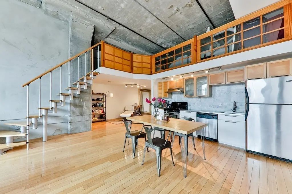 156 Porter St #224, Boston