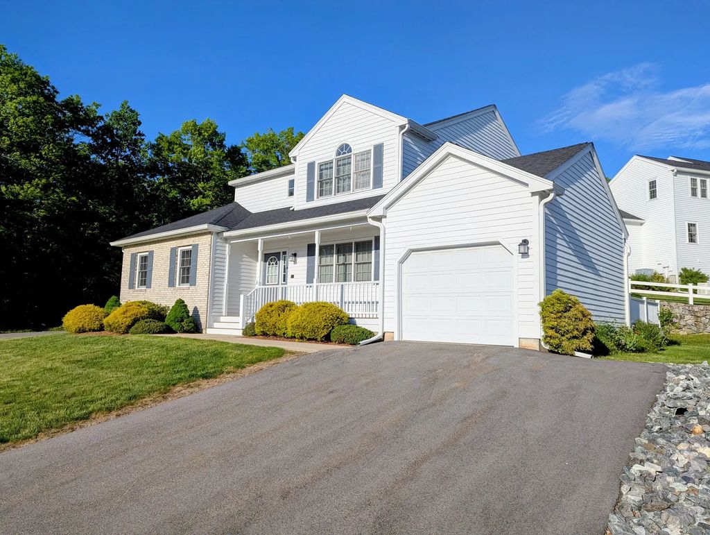 14 Crab Apple Ln #14, Franklin