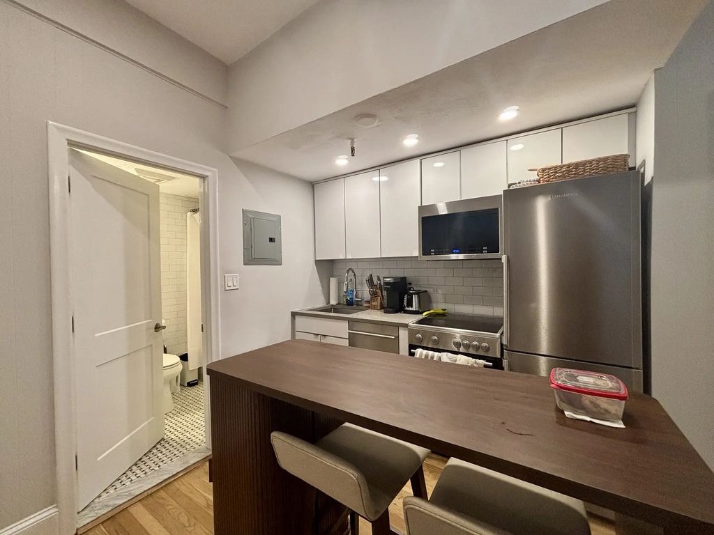 829 Boylston St. #101, Boston