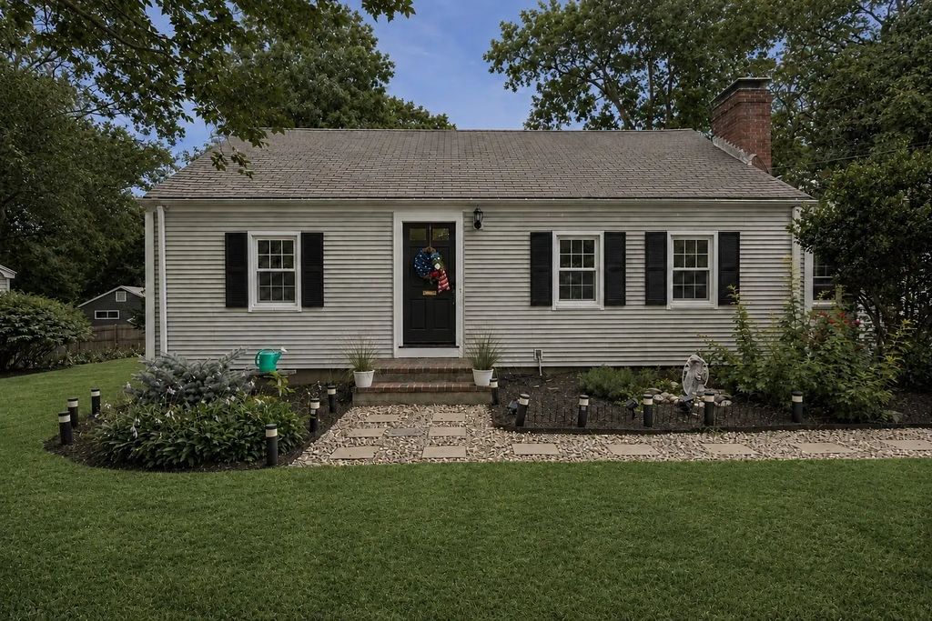 25 Moynihan, Hamilton