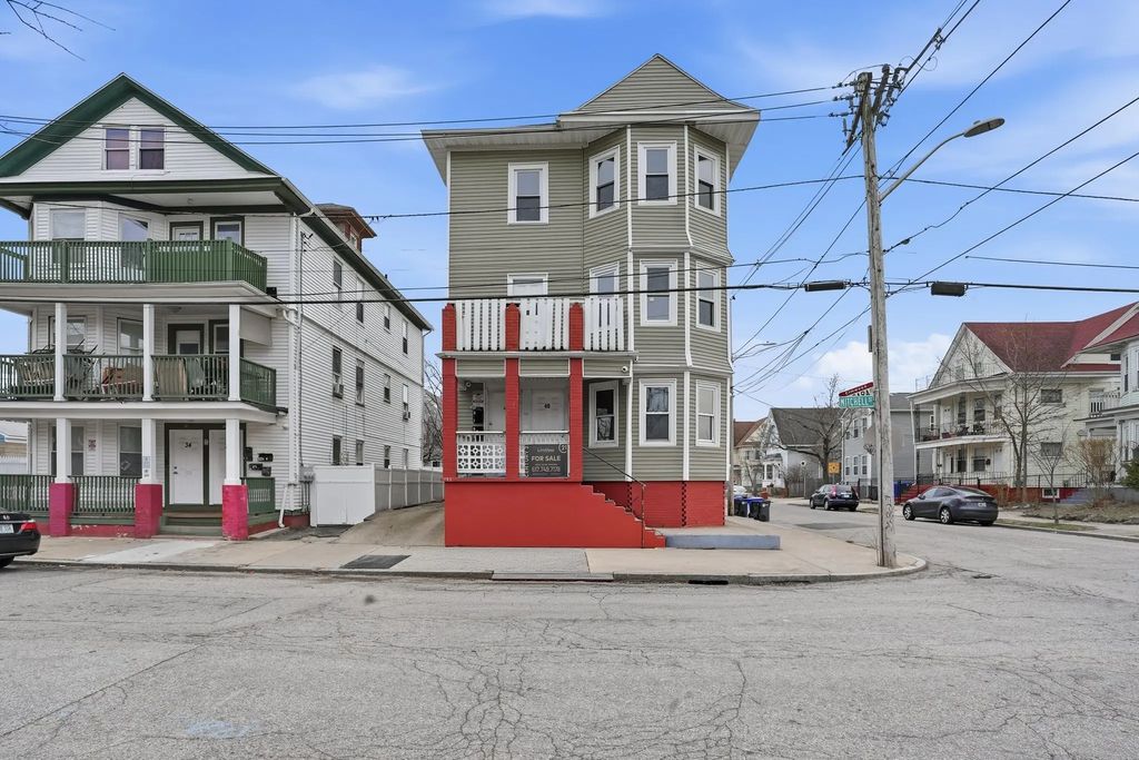 38 Mitchell St, Providence